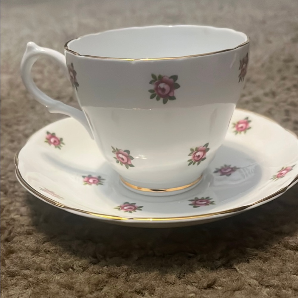 Vintage Regency Fine Bone China Tea Cup Set.